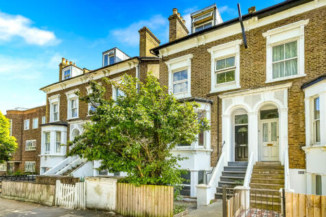 Pellatt Grove, Wood Green