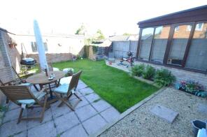 8, Bowles Place, Woughton On The Green, Milton Keynes MK6 3BB