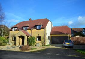 2, White Horse Lane, Sturminster Newton DT10 1NA