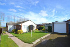 8, Lakeside Close, Huntingdon PE28 0DX