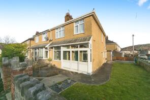 6 Craigwen, Bryn Marl Road, Mochdre, Colwyn Bay LL28 5DT
