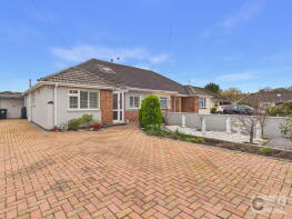 4, Manor Gardens, Newton Abbot TQ12 5HF