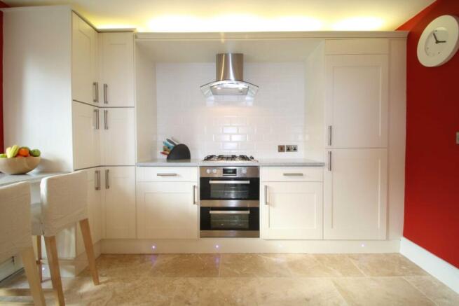 62LB Kitchen 2
