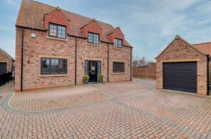52, Outgate, Scunthorpe DN17 4JD