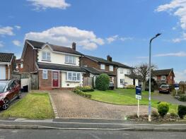 32, Greenway, Daventry NN11 7JT