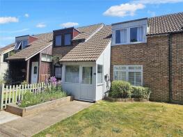 3, Hamilton Close, Midhurst GU29 0NF