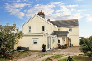 Tegfan, Gileston Road, Barry CF62 4HW