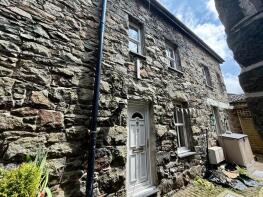 2, Wnion Square, Glyndwr Street, Dolgellau LL40 1BE