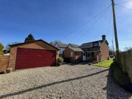 Beedon, Pamber Road, Tadley RG26 5PZ