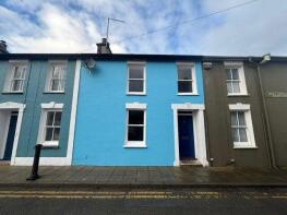 1, Masons Row, Aberaeron SA46 0AA