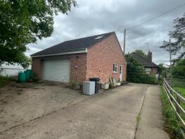 Willowmead, Hollands Lane, Twyford LE14 2HP