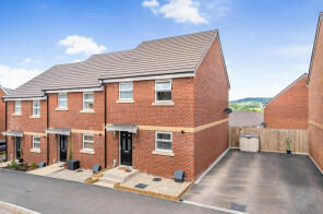 75, Meadow Acre Road, Honiton EX14 3FE