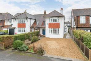 5, Meadowside, Walton-on-thames KT12 3LS