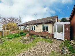 32a, Sunset Walk, Bush Estate, Eccles-on-sea NR12 0SX