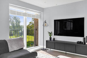 Flat 7, Oaks View, Court Lane, Epsom KT19 8NG