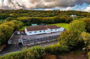 Mountain Lodge, C2057 From Mynyddygarreg To Meinciau, Four Roads, Kidwelly SA17 4SW
