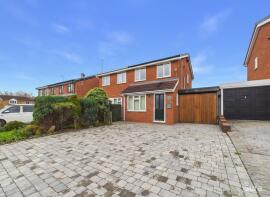 16, Harlech Way, Burton-on-trent DE13 0JN