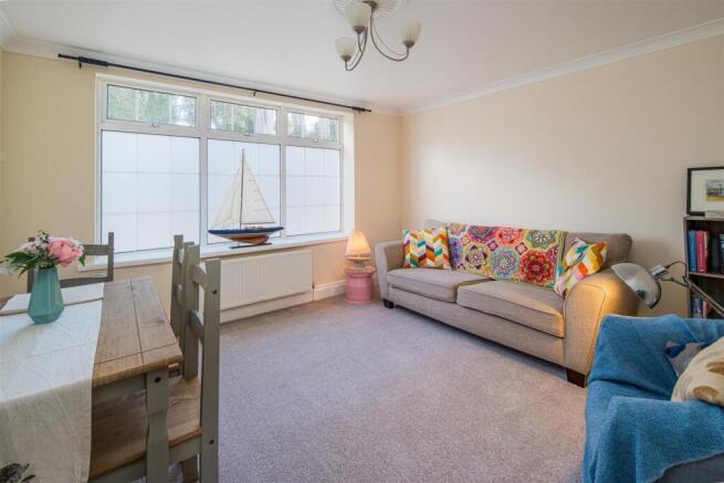 Living/Dining Room