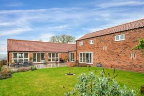 2, Church Close, Nottingham NG13 8JU