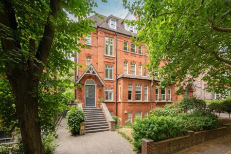 Fitzjohns Avenue, London NW3