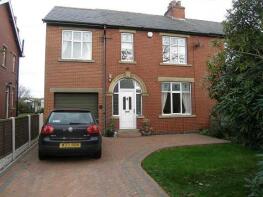 10, Moorland Drive, Birkenshaw, Bradford BD11 2BU