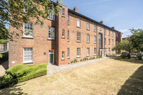 Mons Court, Winchester, Hampshire, SO23