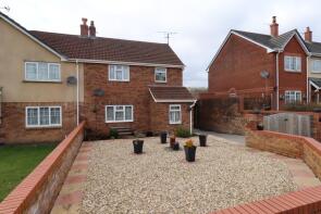 10, Bronhaul, Cynghordy, Llandovery SA20 0LT