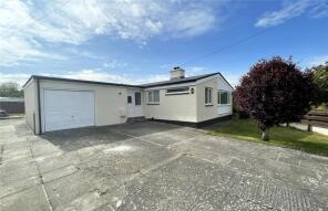 6 Parc, Maes Coron, Bodedern, Holyhead LL65 3UA