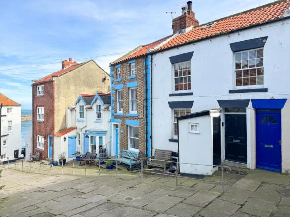 Barras Square EweMove Staithes-31