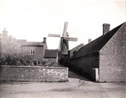 The Old Mill, Church Lane, Rugby CV23 9JY