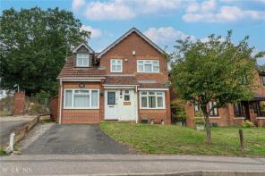 12, Ash Drive, Nuneaton CV10 0XL