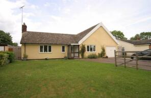 Langdale, Dyers End, Halstead CO9 4NE