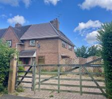 5, Abbeyfields, Great Haywood, Stafford ST18 0SD