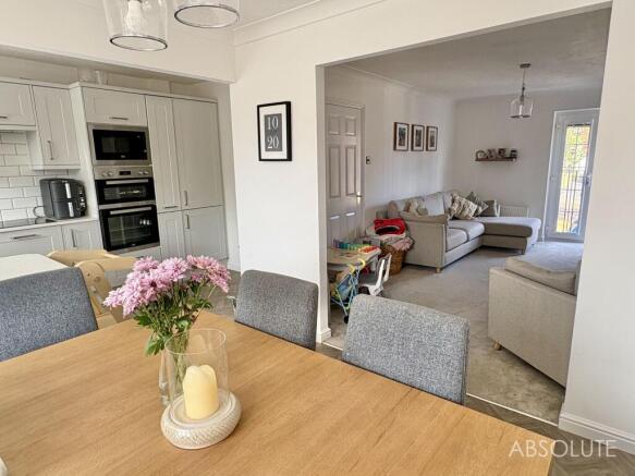 Dining room/kitchen