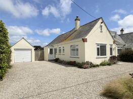 Genista, West Pentire Road, Newquay TR8 5RZ