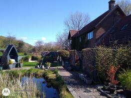 Redbrook House, Crick Road, Caldicot NP26 5UQ