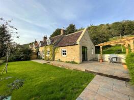 Sunny Crescent, Broxa Lane, Hackness, Scarborough YO13 0JW