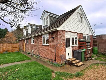Barton Cross, WATERLOOVILLE, Hampshire, PO8