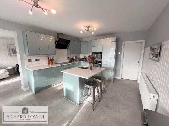 Open Plan Dining Kitchen