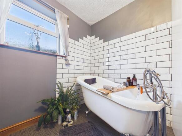 Free Standing Bath