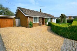 2, Cuffnells Close, Ringwood BH24 3NR