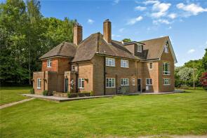 Belmont House, Lambourn Road, Woodspeen, Newbury RG20 8BN