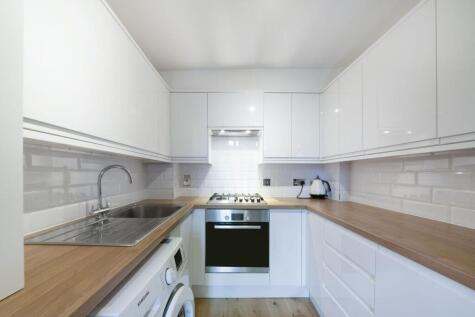 Leeward Court, Wapping, London, E1W