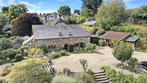 Easter Hill Barn, Road Past Riverlake Cottage, Umberleigh EX37 9HY