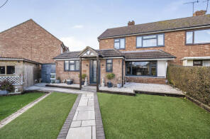 83, Queenhythe Road, Guildford GU4 7NU