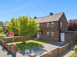 10, Thorntree Avenue, Crofton, Wakefield WF4 1NR