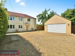 2, Willow Grange Cottages, Ely Road, Chittering, Cambridge CB25 9PL