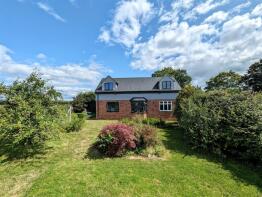 Newlands, Upleadon Road, Newent GL18 1HS