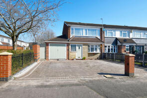 42, Morar Close, Birmingham B35 7PG