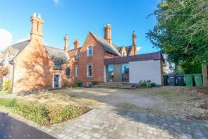 9 The Gate House, Gilmorton Road, Lutterworth LE17 5NF